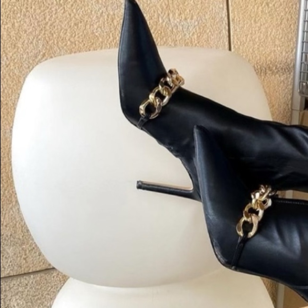 Zara cow leather heels boots bloggers fav